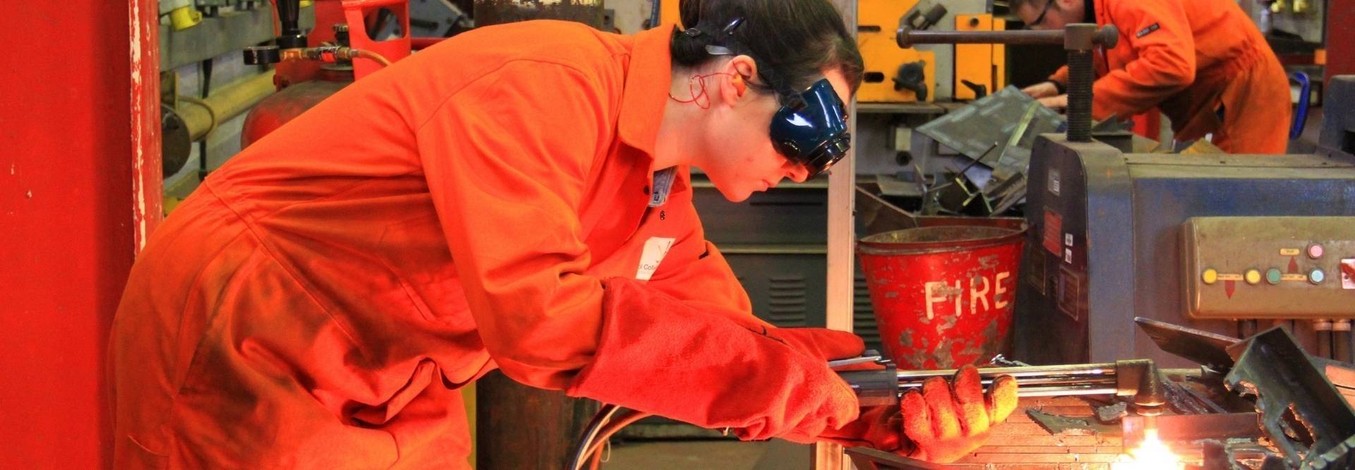  HND IN FABRICATION & WELDING (DELIVERED IN PARTNERSHIP WITH TEESSIDE UNIVERSITY)